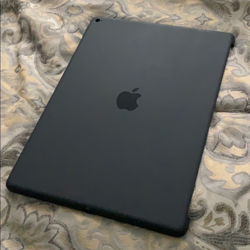 12.9” iPad Pro silicone back case